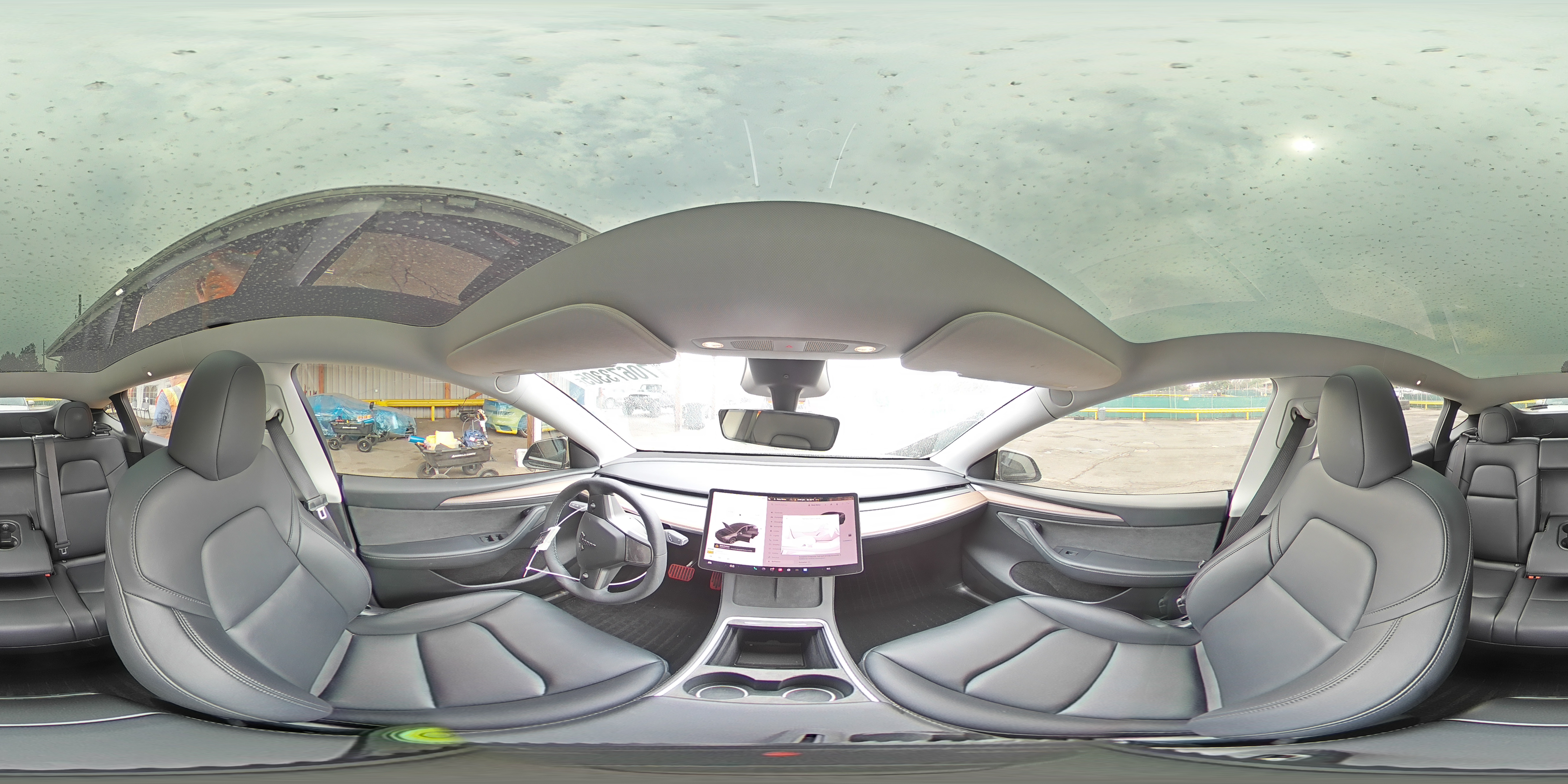 2024 Tesla Model Y VIN: 7SAYGDEE3RF061550 Lot: 70673305