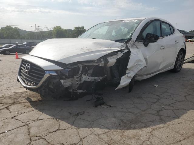 MAZDA 3 2018 Белы