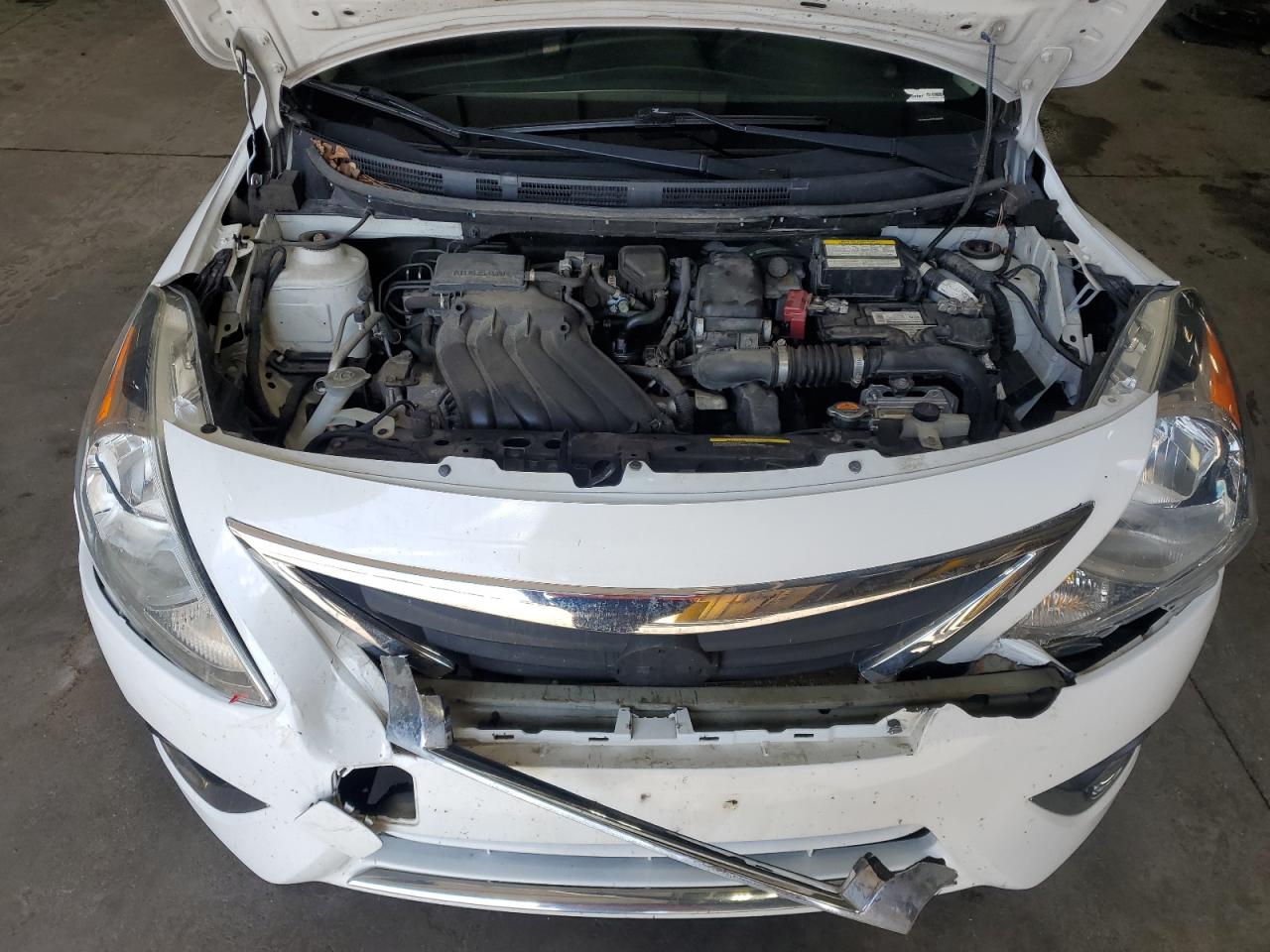 2015 Nissan Versa S VIN: 3N1CN7AP2FL949373 Lot: 70715235