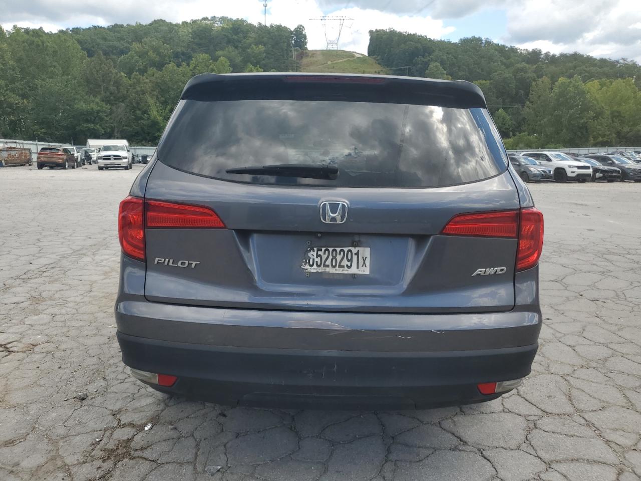2016 Honda Pilot Lx VIN: 5FNYF6H17GB114994 Lot: 69847335
