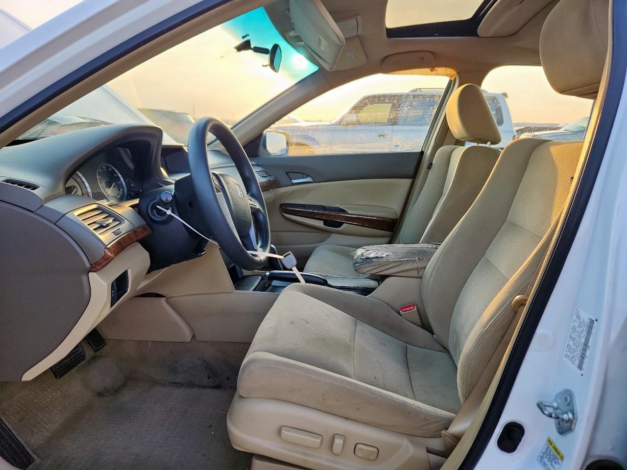 2009 Honda Accord Ex VIN: 1HGCP26799A126097 Lot: 69125755