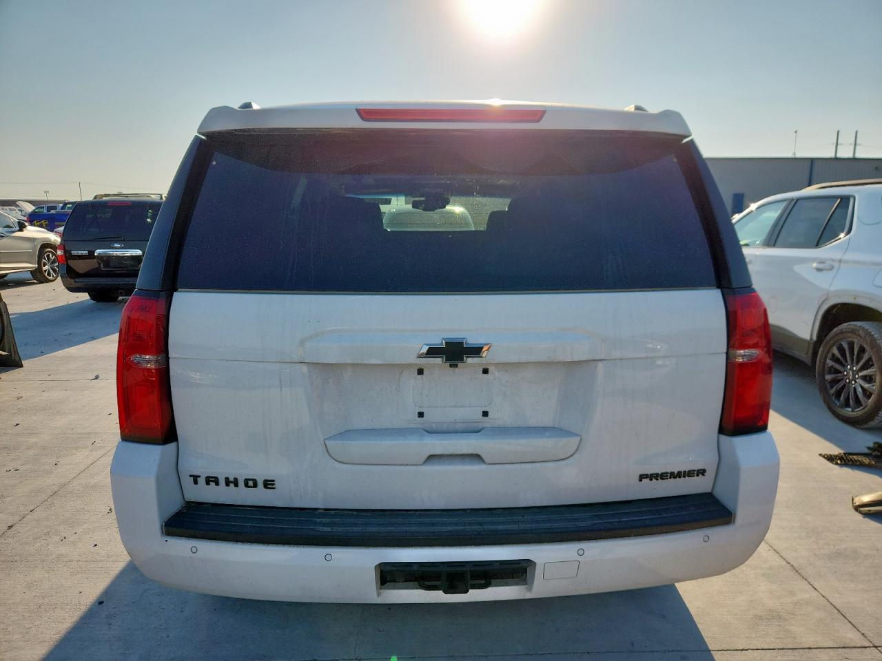 2019 Chevrolet Tahoe C1500 Premier VIN: 1GNSCCKJXKR201742 Lot: 67289355