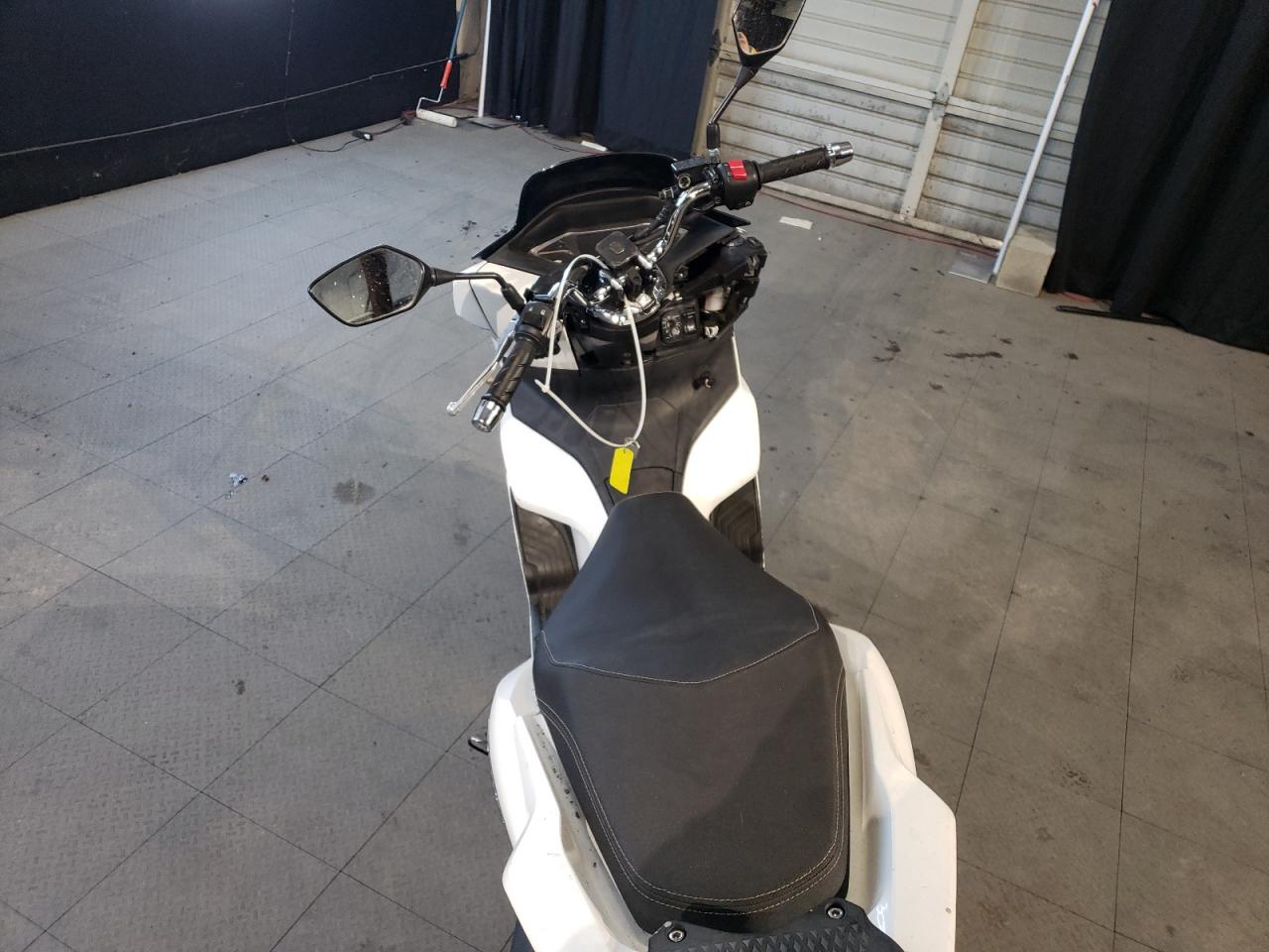 2022 Honda Ww150 VIN: RLHKF4703NY100428 Lot: 70162235