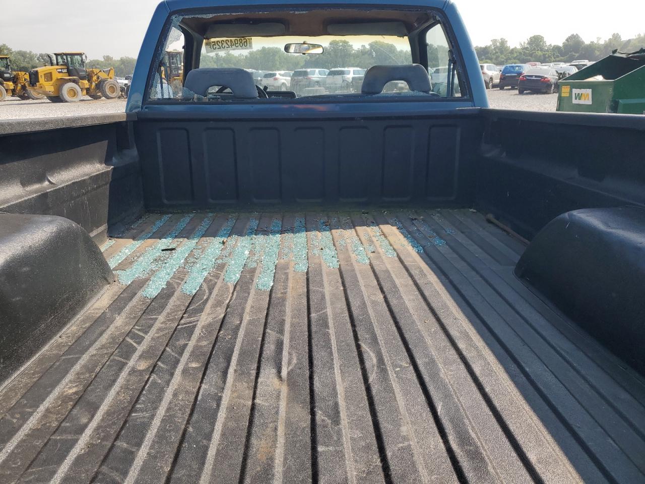 1992 Chevrolet Gmt-400 K2500 VIN: 1GCGK24KXNE218585 Lot: 68942325