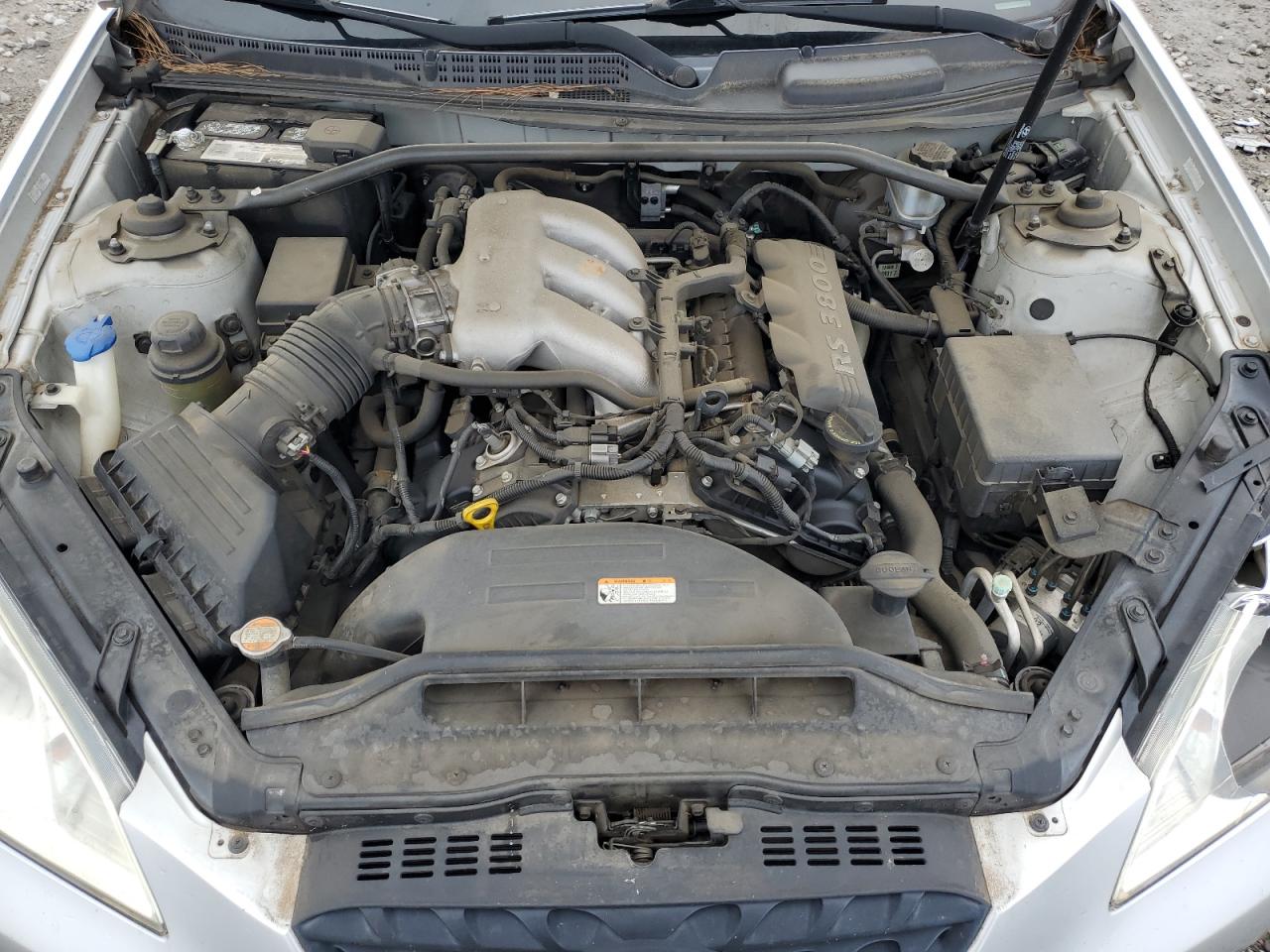 2010 Hyundai Genesis Coupe 3.8L VIN: KMHHU6KH0AU041571 Lot: 70088095