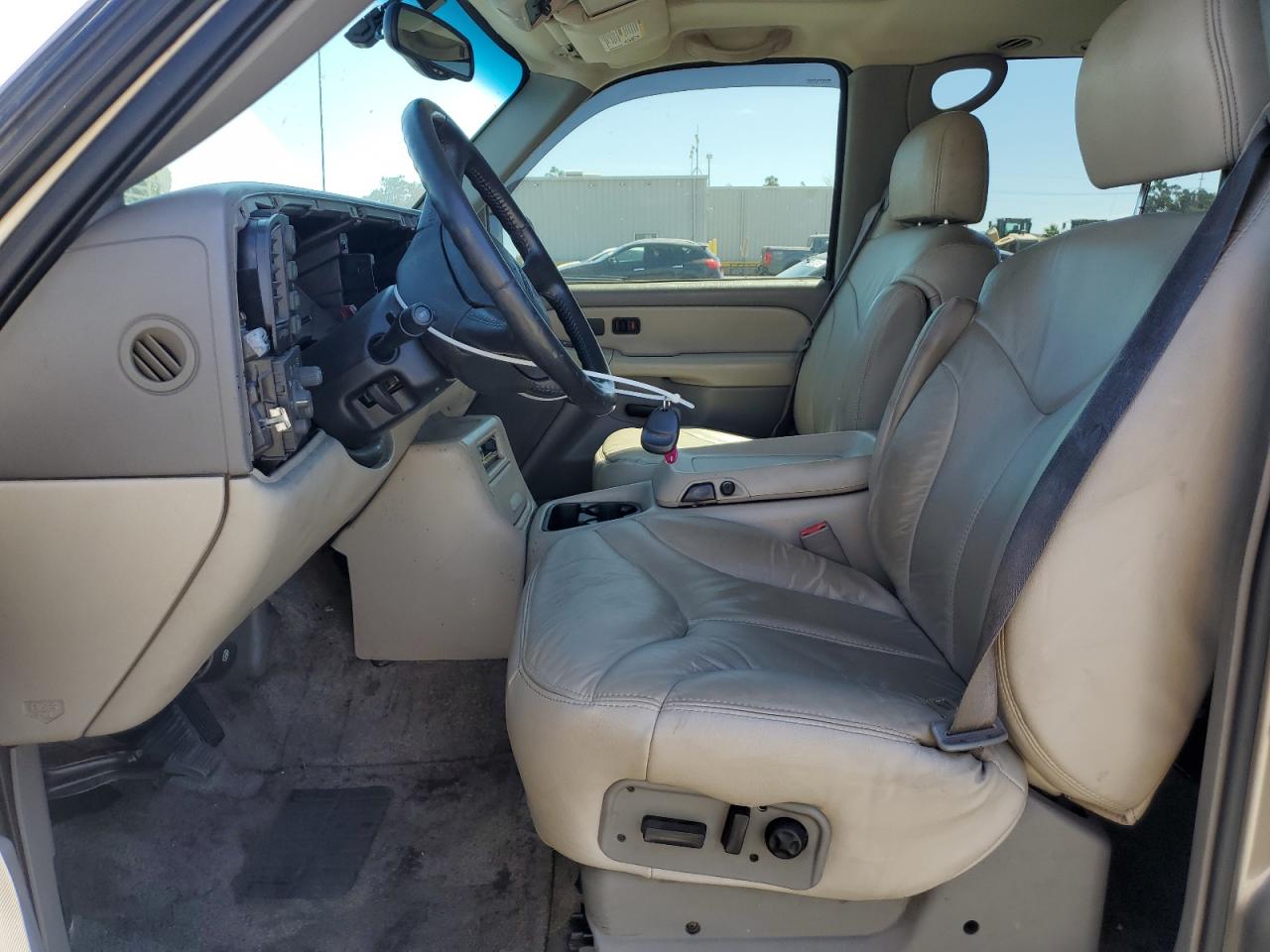 2001 GMC Yukon Xl K1500 VIN: 3GKFK16T41G261967 Lot: 70052625