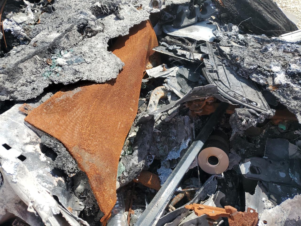 2022 Tesla Model X VIN: 7SAXCAE59NF340422 Lot: 90496575