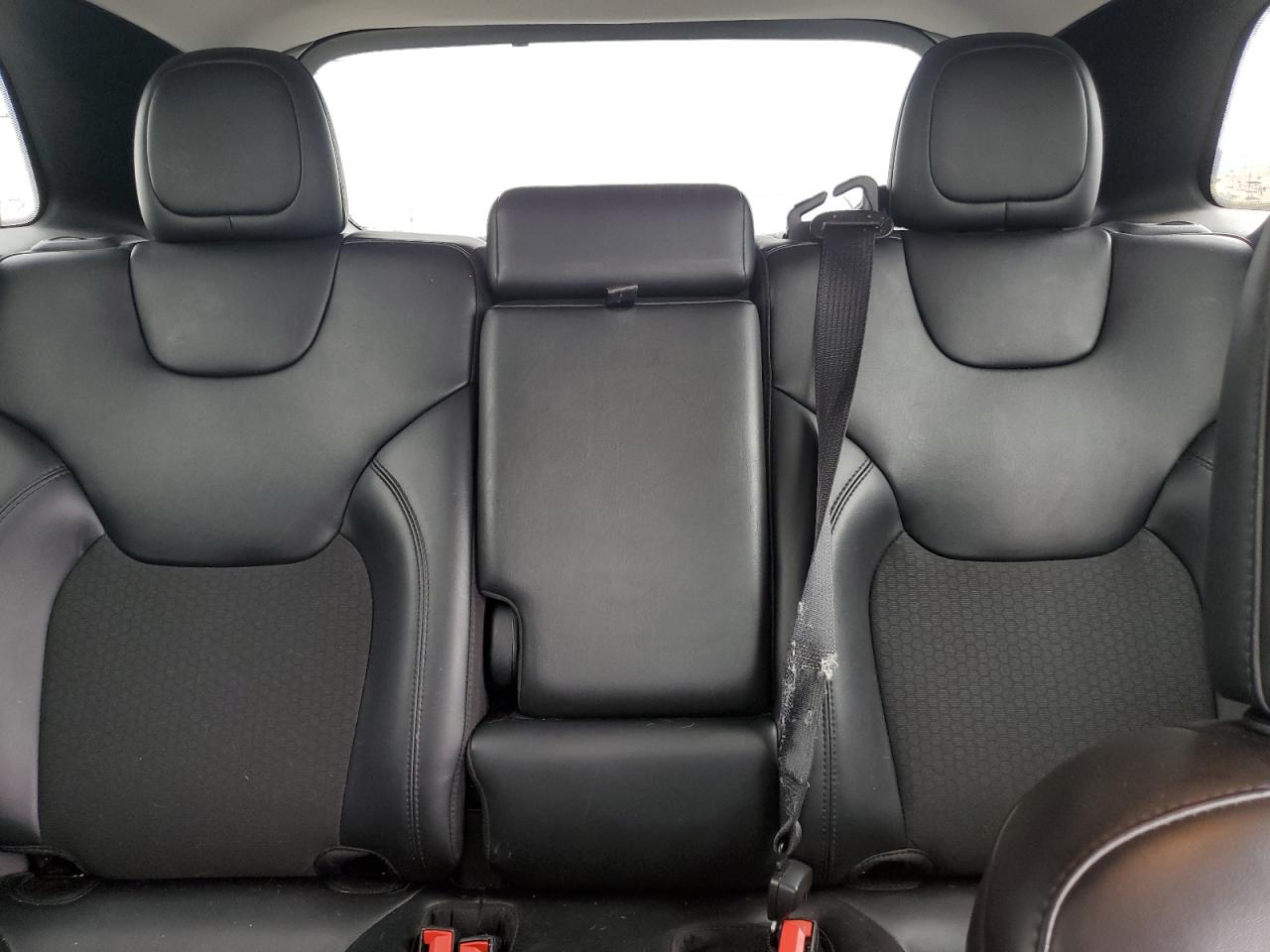 2019 Jeep Cherokee Latitude Plus VIN: 1C4PJMLB6KD478001 Lot: 70837045