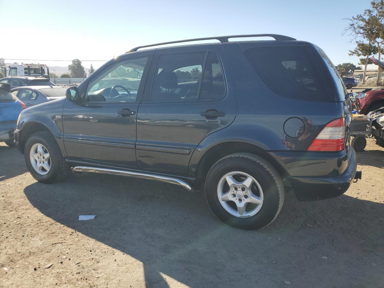 2000 Mercedes-Benz Ml 320 blue null gas 4JGAB54E0YA150225 photo #3