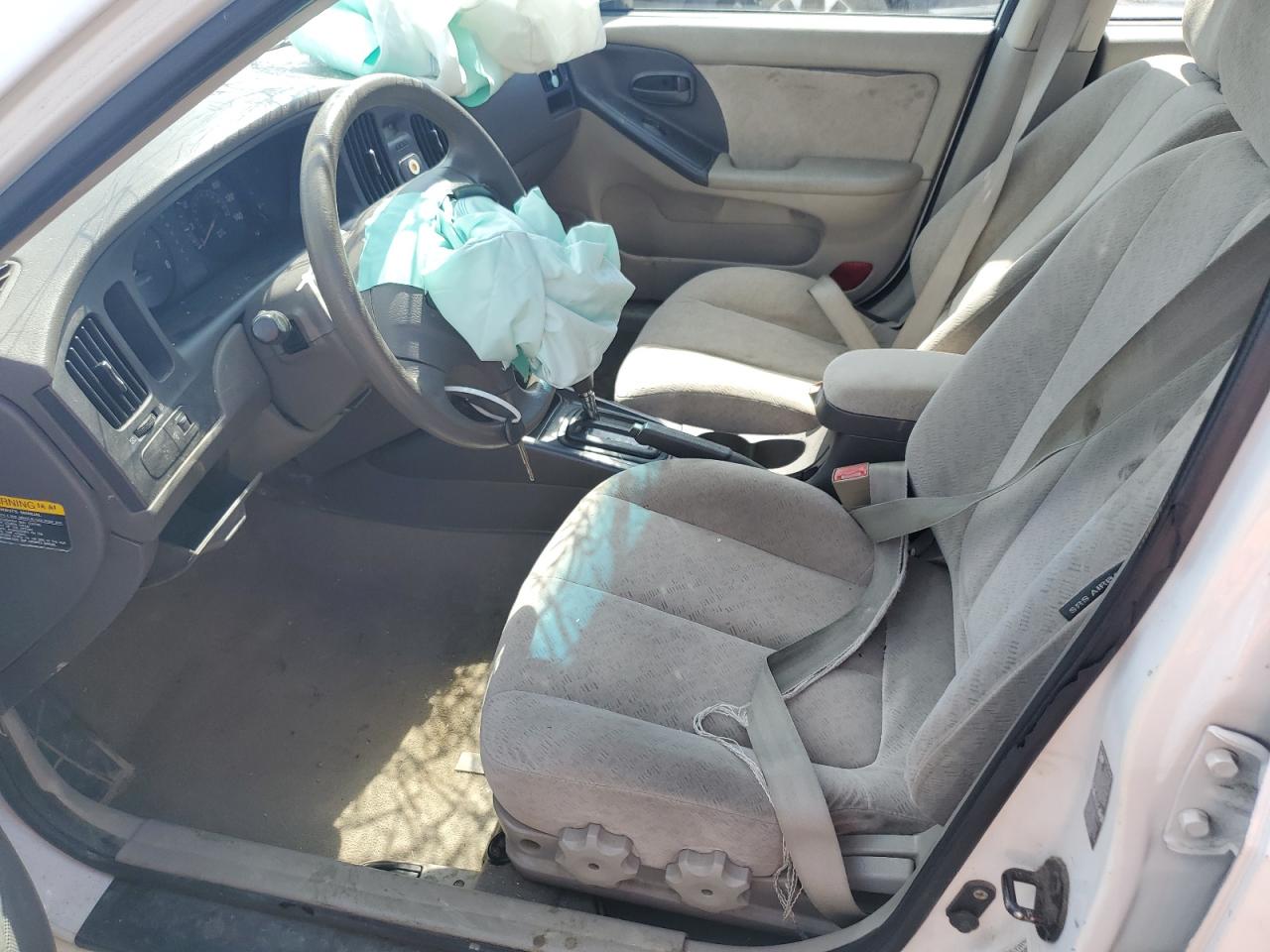 2005 Hyundai Elantra Gls VIN: KMHDN46DX5U938894 Lot: 70988345