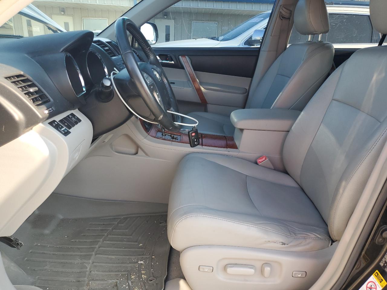 2010 Toyota Highlander Limited VIN: 5TDDK3EH8AS029997 Lot: 69523855