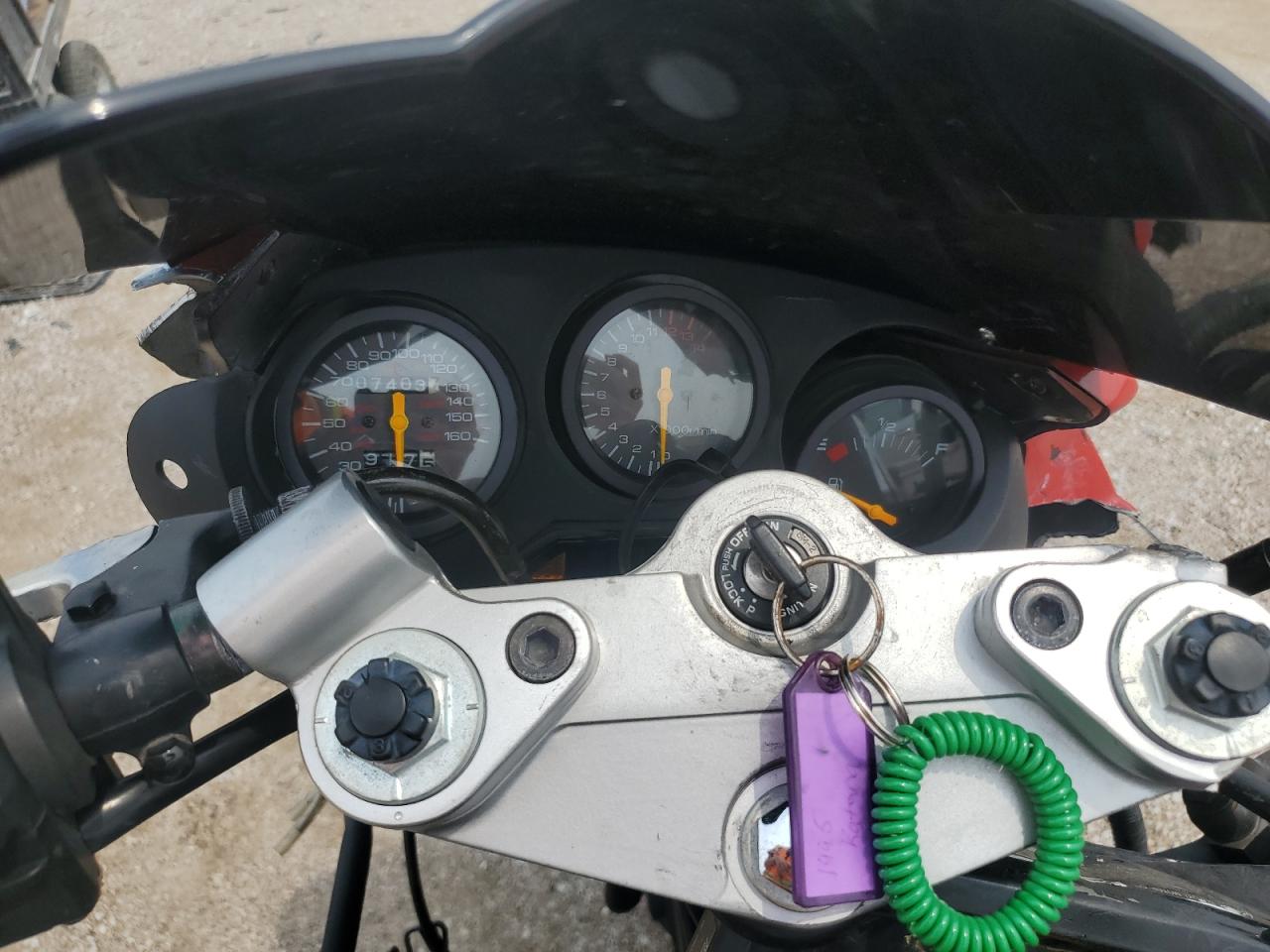 1995 Suzuki Gsx600 F VIN: JS1GN72A6S2104234 Lot: 67357275