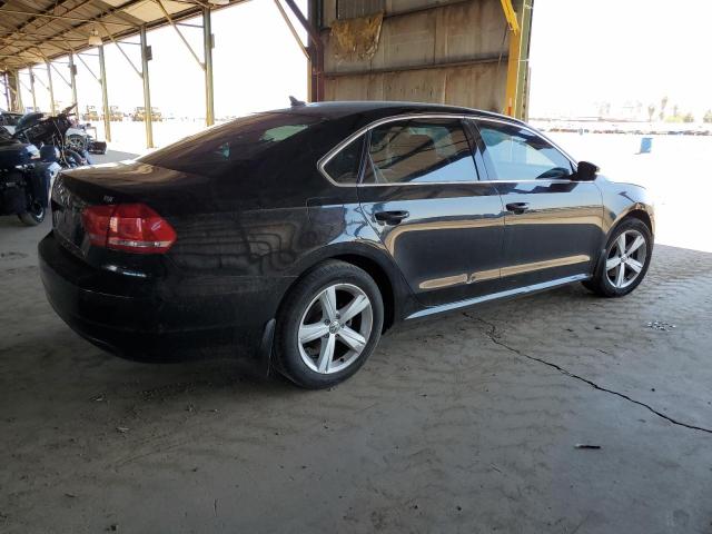Sedans VOLKSWAGEN PASSAT 2015 Czarny