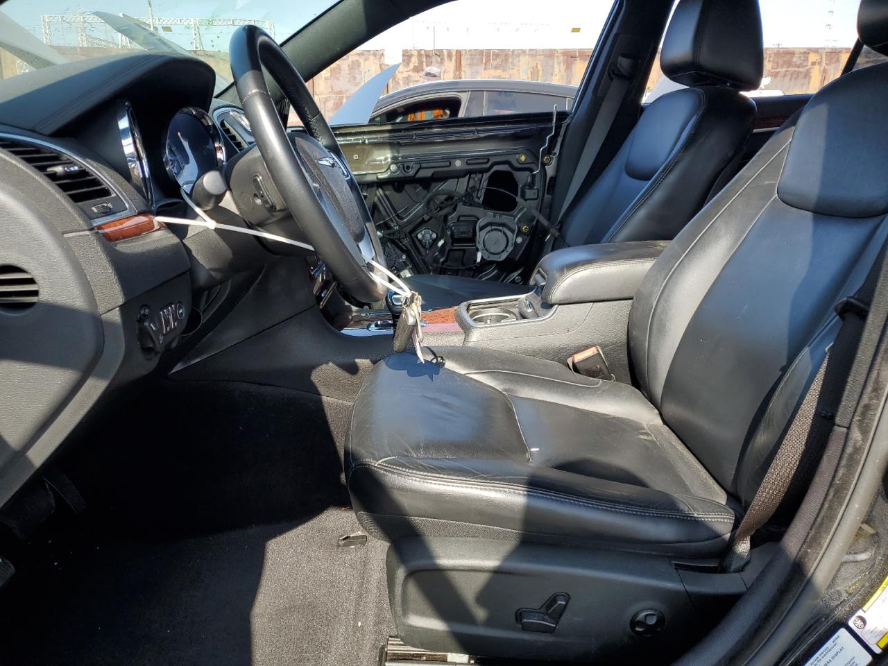 2012 Chrysler 300 Limited VIN: 2C3CCACG9CH310543 Lot: 69005405