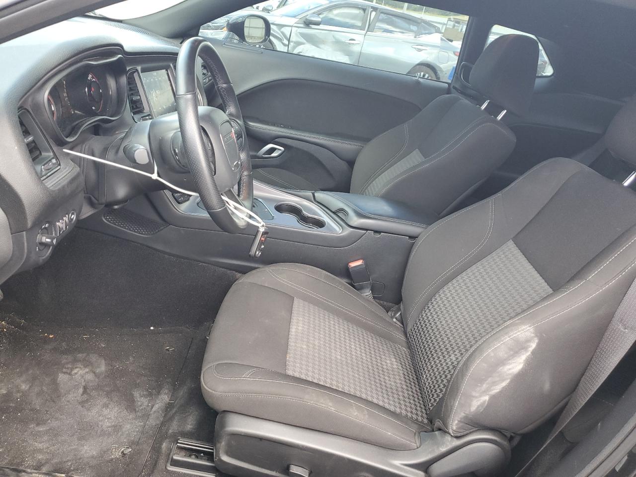 2023 Dodge Challenger Sxt VIN: 2C3CDZAG2PH693990 Lot: 68336885