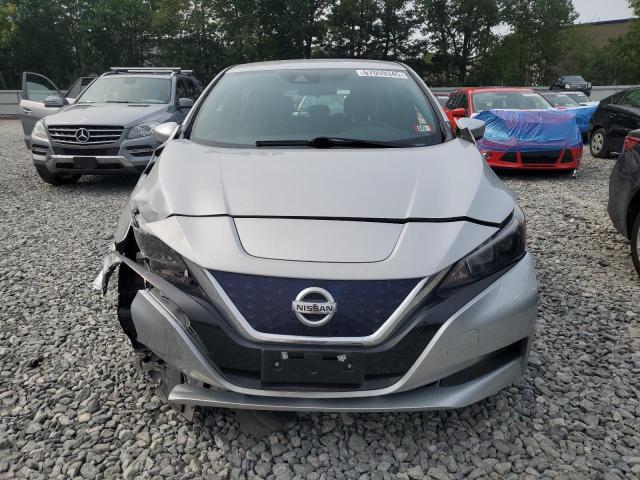  NISSAN LEAF 2021 Srebrny