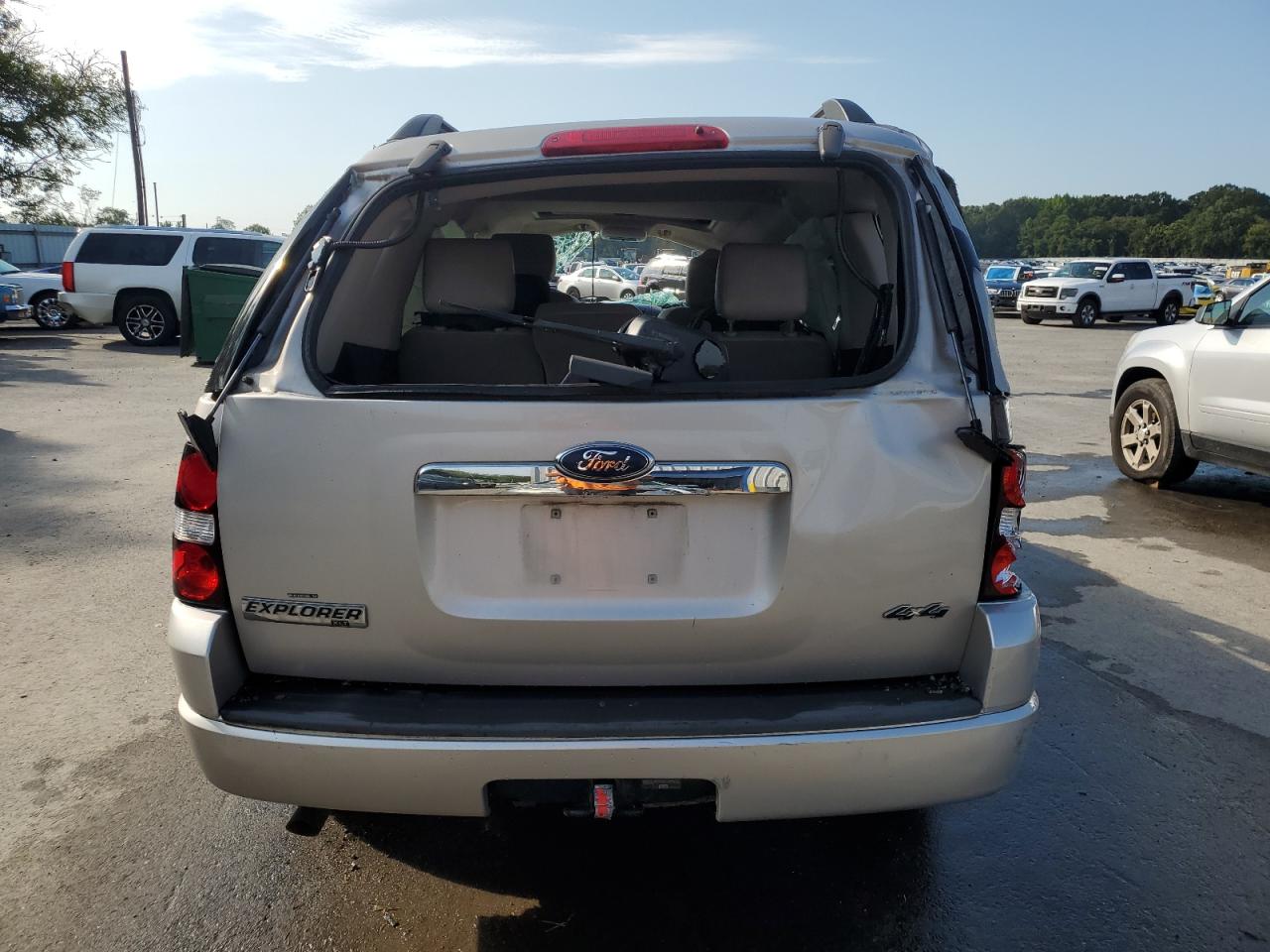 2008 Ford Explorer Xlt VIN: 1FMEU73E88UA90847 Lot: 68631385