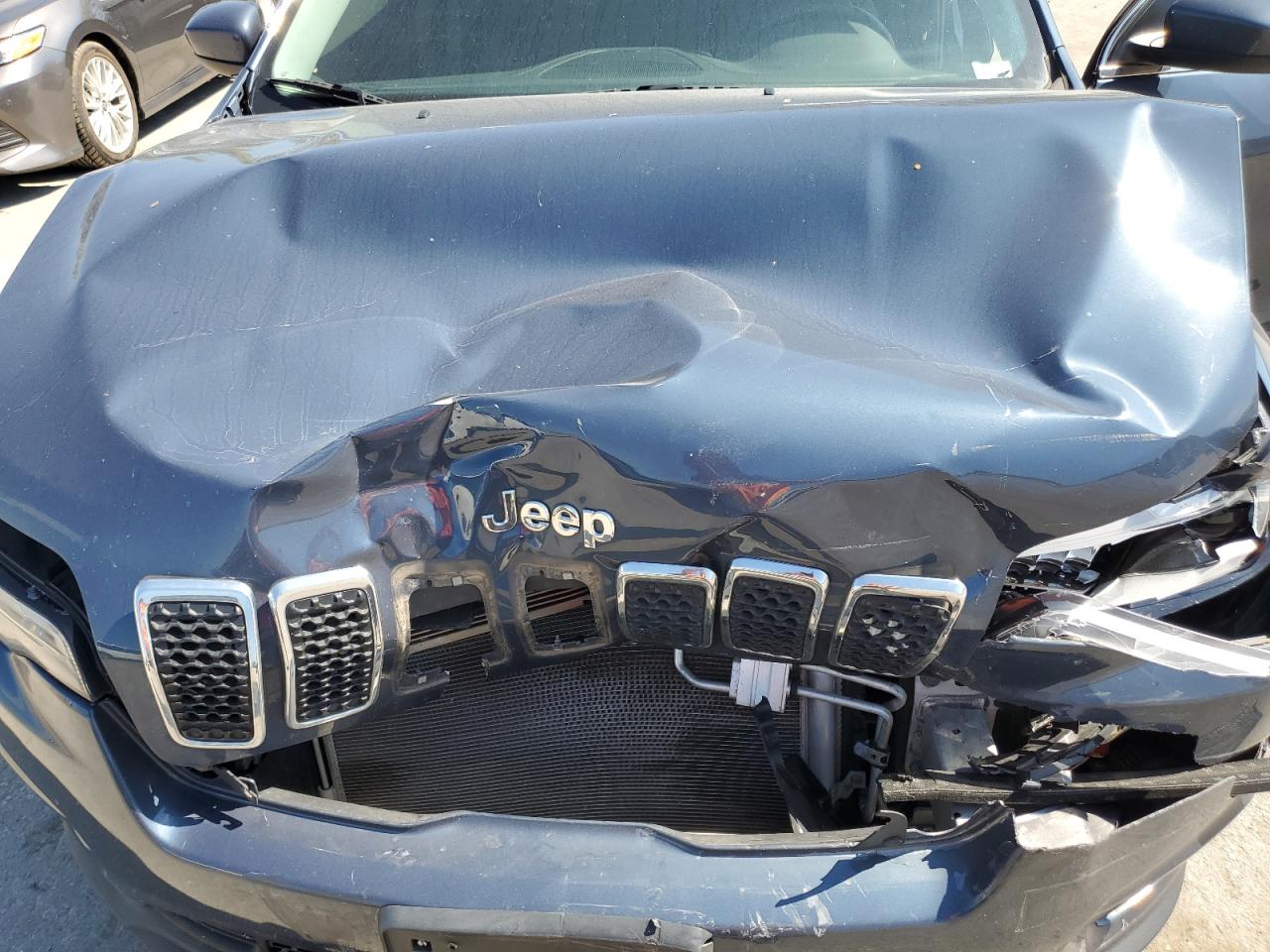 2019 Jeep Cherokee Latitude VIN: 1C4PJLCB8KD486479 Lot: 70719465