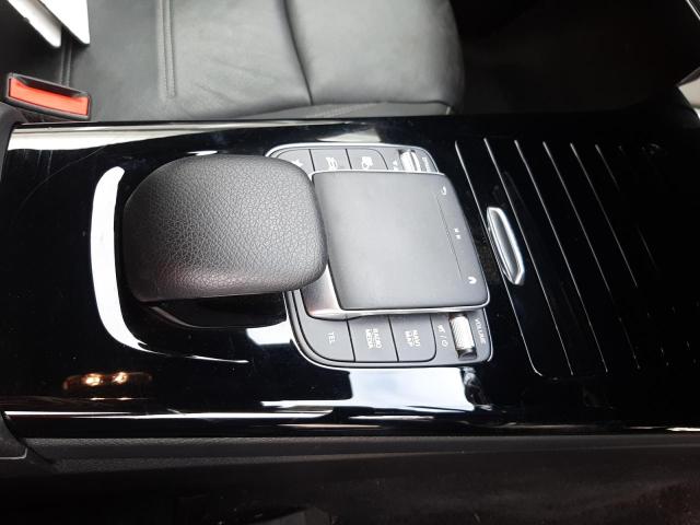 2022 MERCEDES BENZ CLA 200 AM