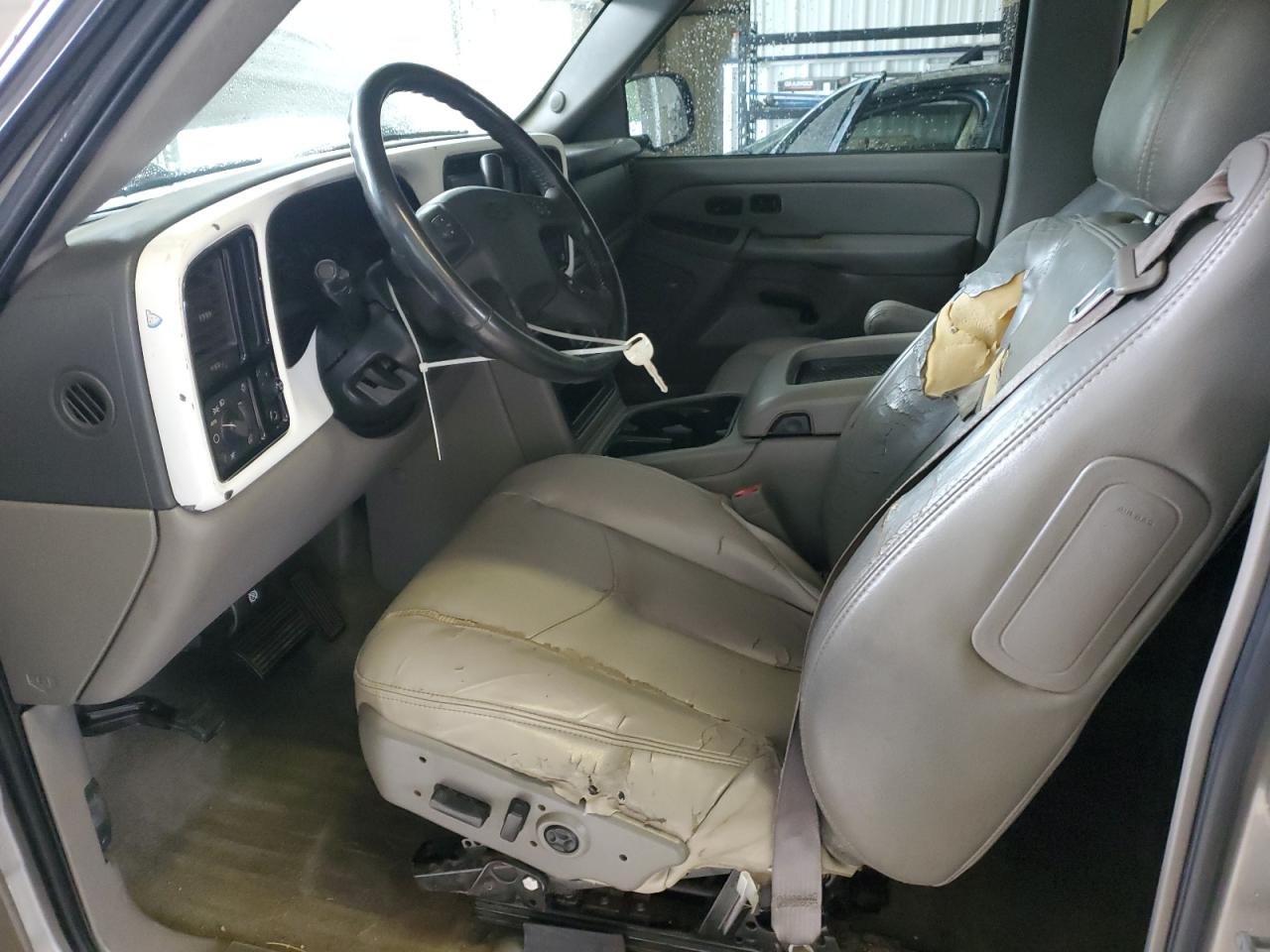 2004 Chevrolet Tahoe C1500 VIN: 1GNEC13Z54R264420 Lot: 70382425