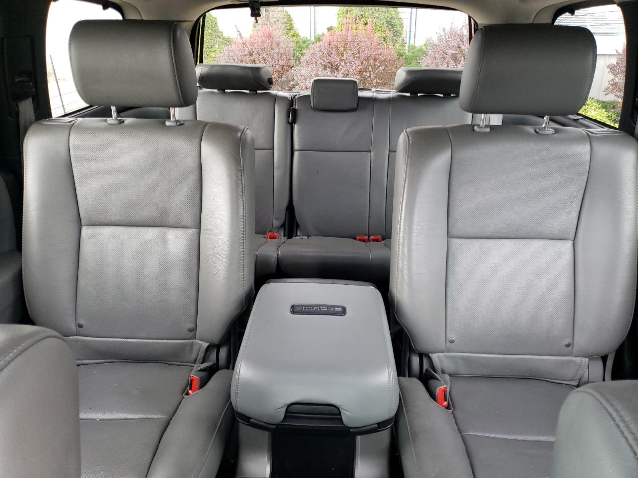 2014 Toyota Sequoia Platinum VIN: 5TDDY5G13ES108879 Lot: 68679005