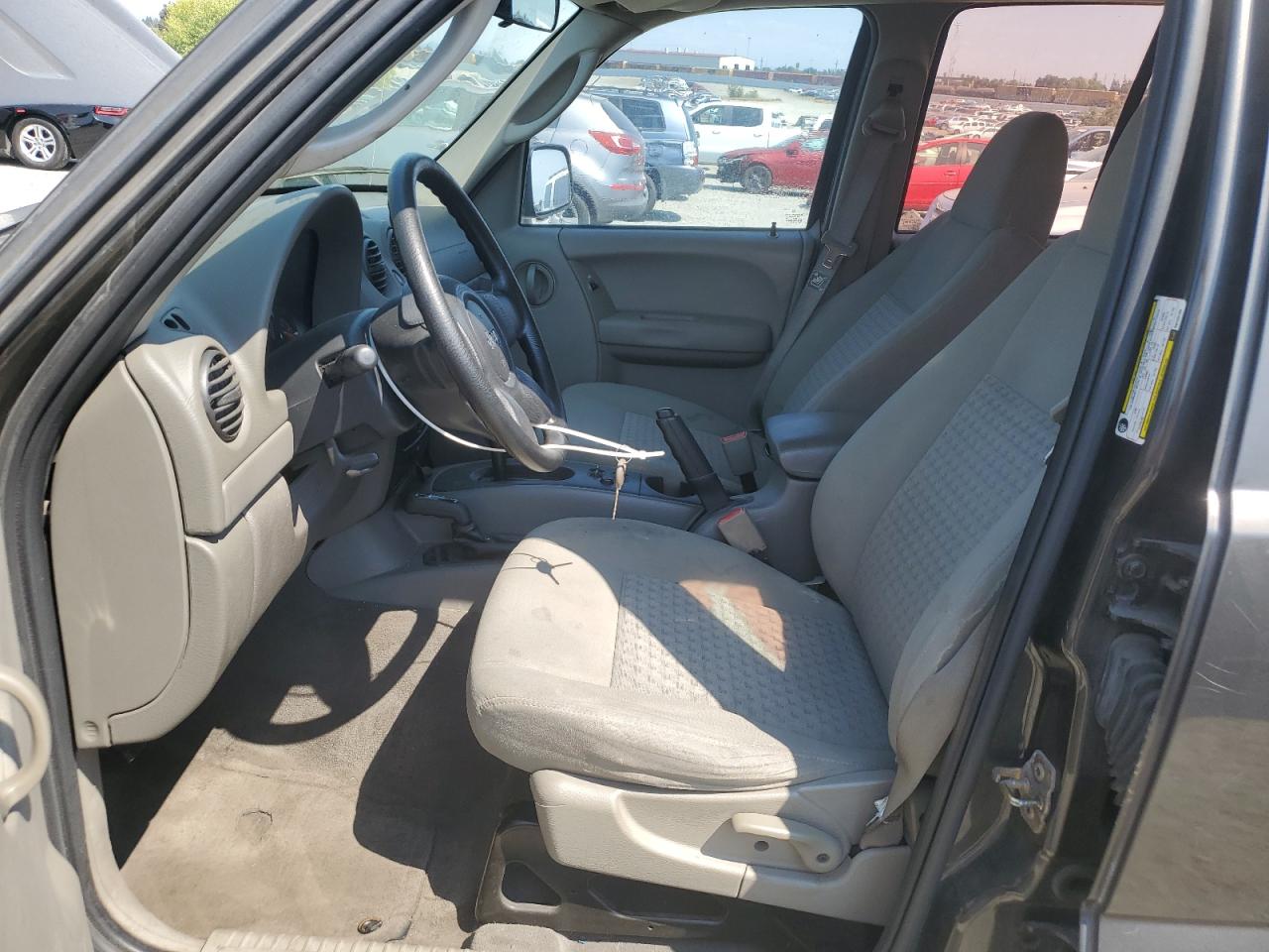 2006 Jeep Liberty Sport VIN: 1J4GL48K96W105185 Lot: 70727435