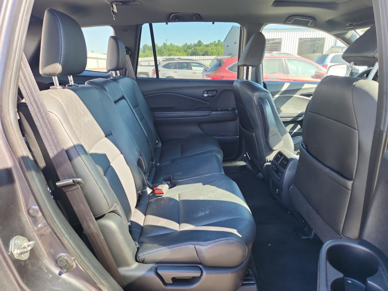 2019 Honda Passport Elite VIN: 5FNYF8H01KB004776 Lot: 69802135