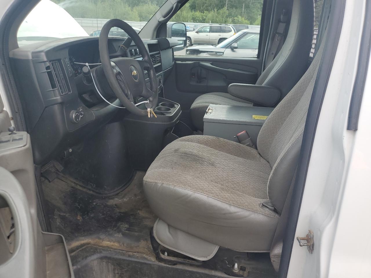 2014 Chevrolet Express G3500 VIN: 1GCZGTCG2E1126570 Lot: 71882575