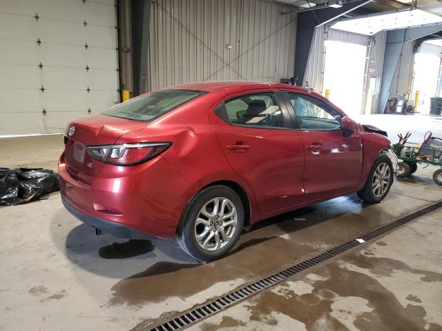  TOYOTA YARIS 2017 Czerwony