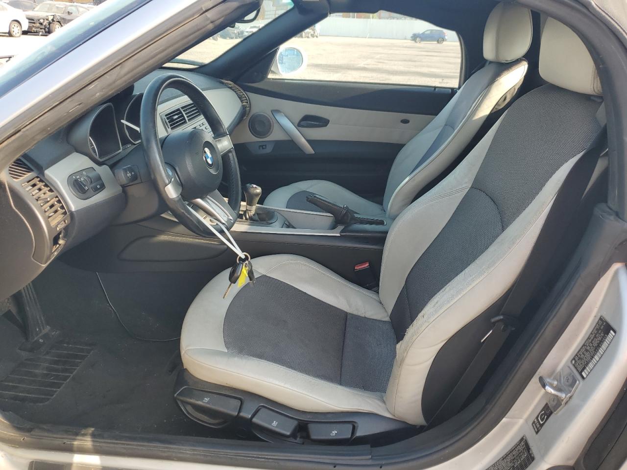 2003 BMW Z4 2.5 VIN: 4USBT33493LR62858 Lot: 65813095