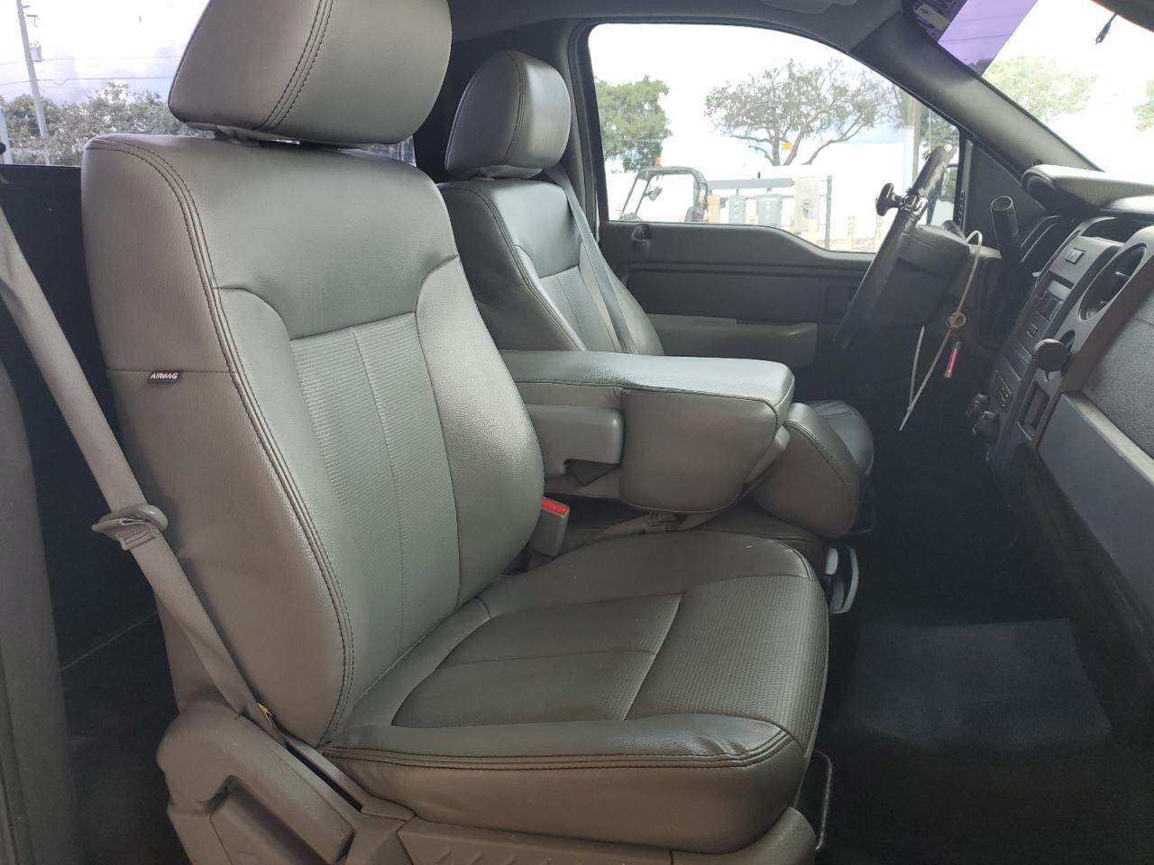 2011 Ford F150 VIN: 1FTMF1CM2BFD16018 Lot: 67958055