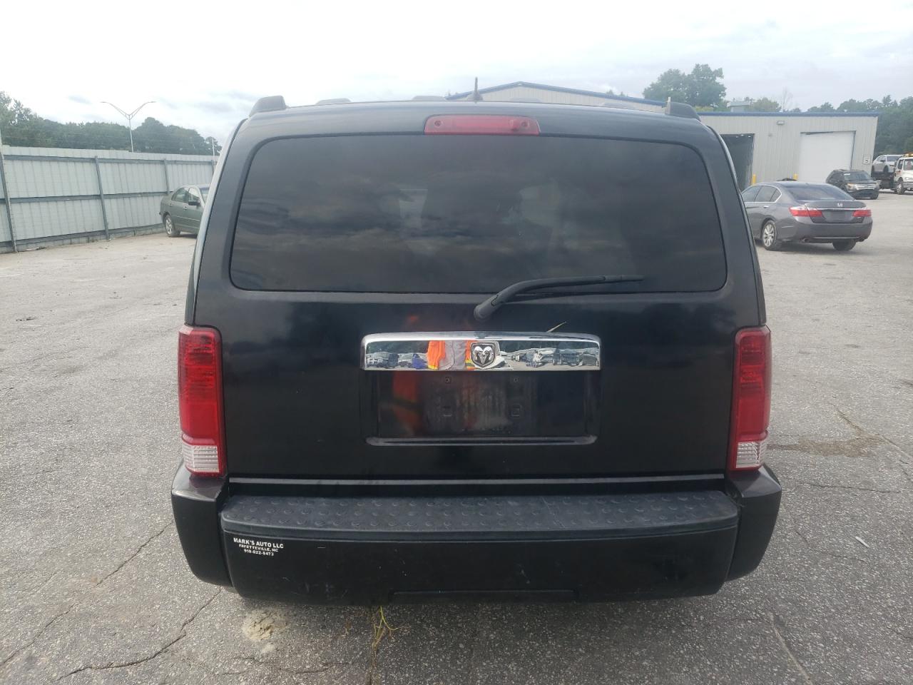 2008 Dodge Nitro R/T VIN: 1D8GT58638W127847 Lot: 68619115