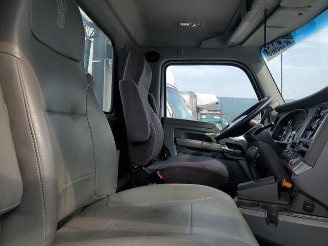 2015 KENWORTH T680 SEMI TRUCK