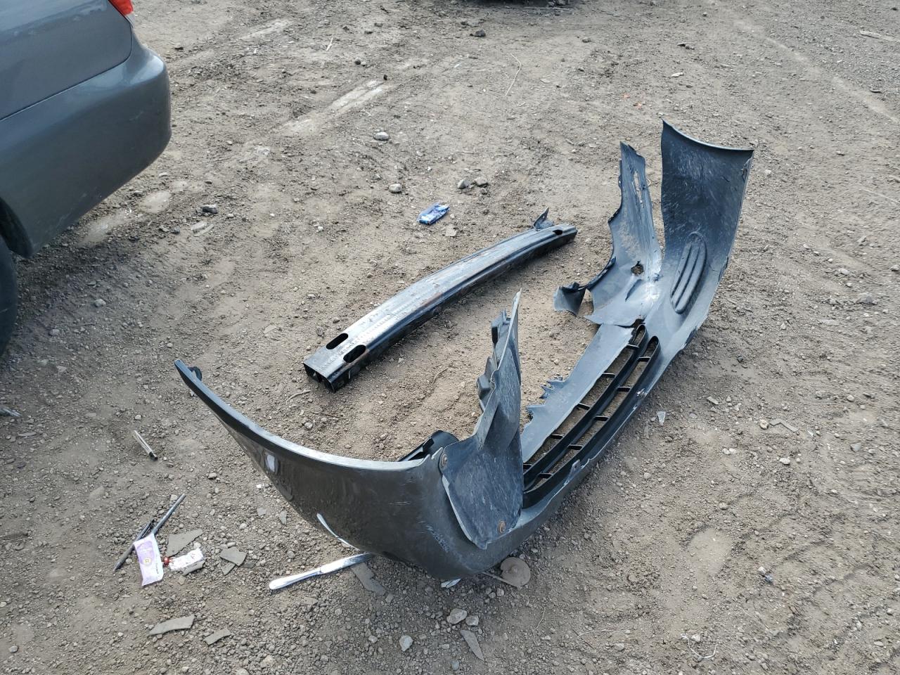 2005 Toyota Camry Le VIN: 4T1BF32K45U615184 Lot: 70672875