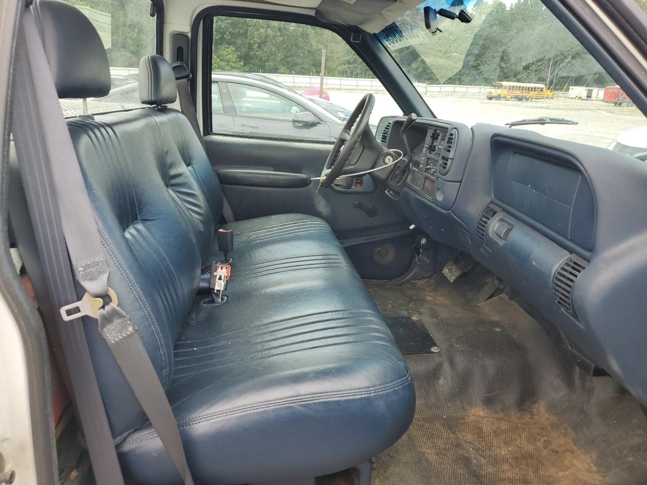 1998 Chevrolet Gmt-400 C1500 VIN: 1GCEC14W9WZ236801 Lot: 56354305