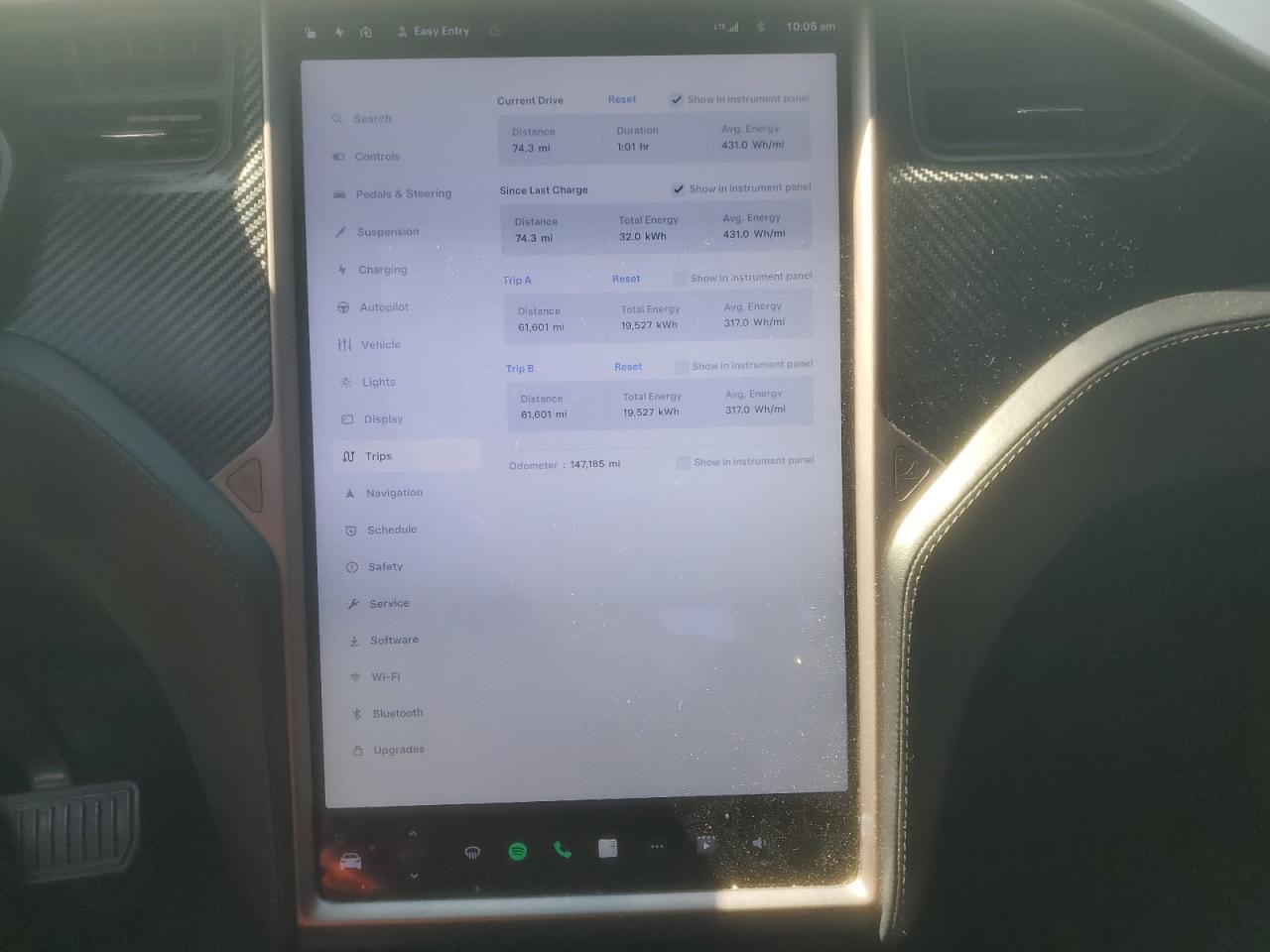 2019 Tesla Model X VIN: 5YJXCDE29KF197875 Lot: 69794615