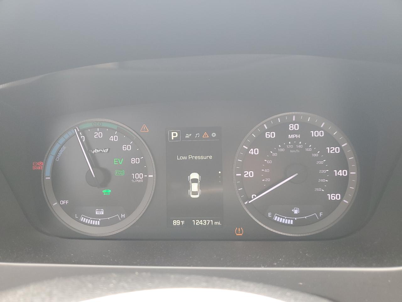 2016 Hyundai Sonata Hybrid VIN: KMHE24L11GA025260 Lot: 67170645