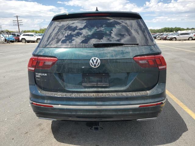  VOLKSWAGEN TIGUAN 2018 Зеленый