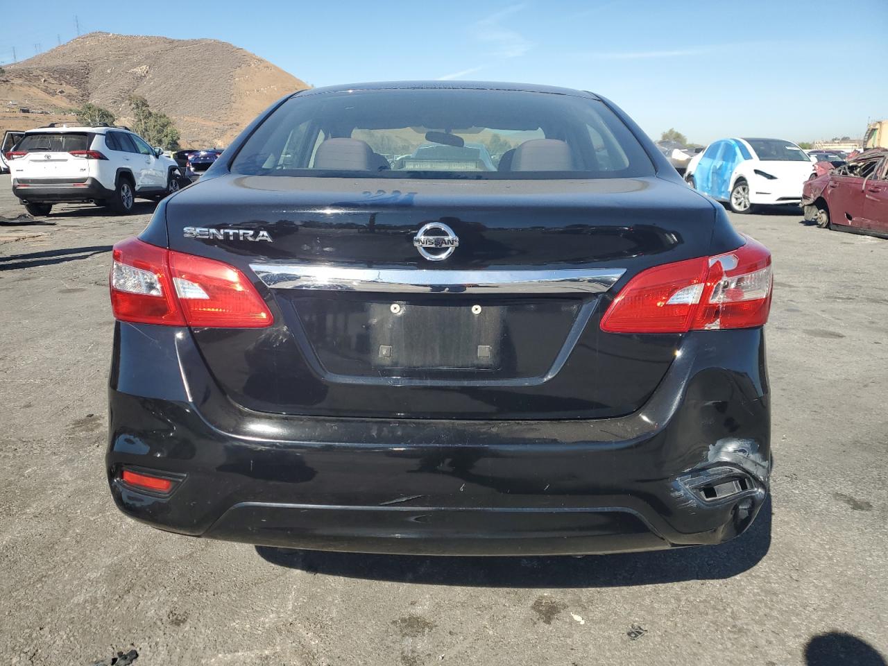 2018 Nissan Sentra S VIN: 3N1AB7AP0JY255664 Lot: 69447485