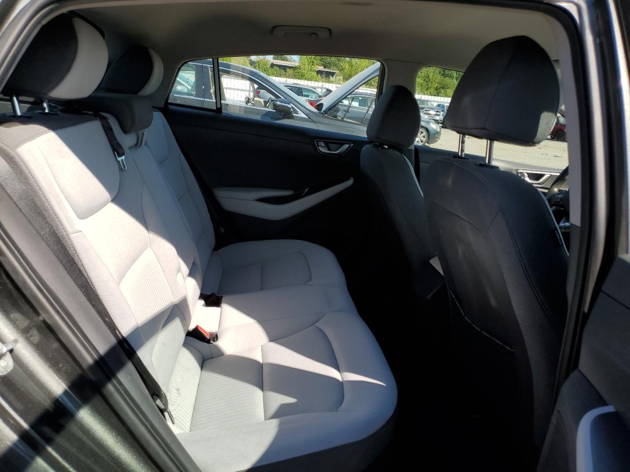 2022 Hyundai Ioniq Se VIN: KMHC65LD1NU269322 Lot: 68174035