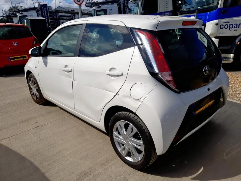 2016 TOYOTA AYGO X-PRESSION