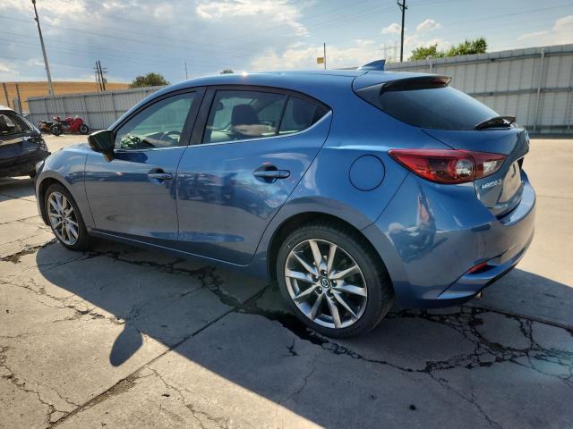 MAZDA 3 2018 Granatowy