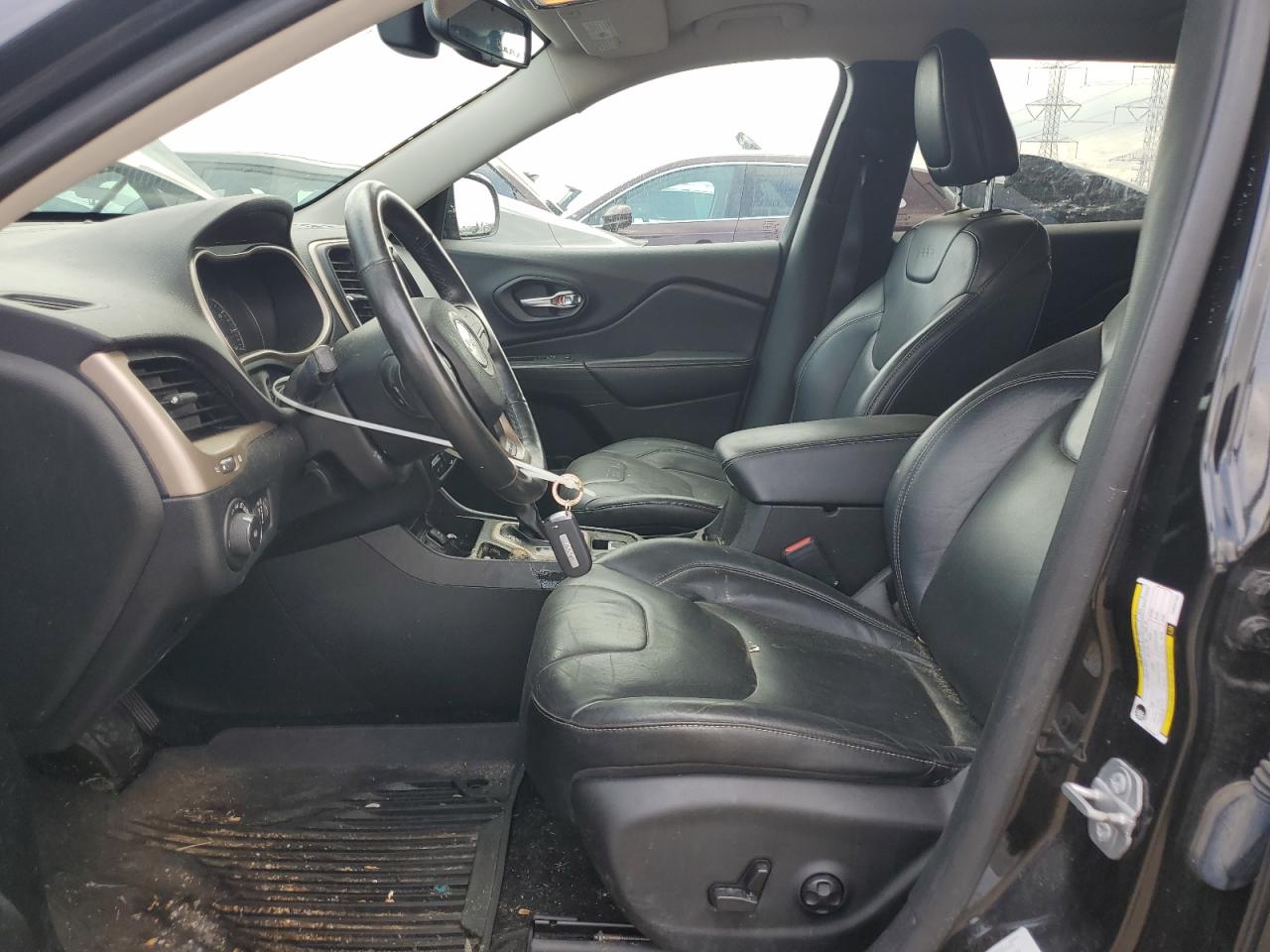 2015 Jeep Cherokee Limited VIN: 1C4PJLDB5FW537154 Lot: 68380945