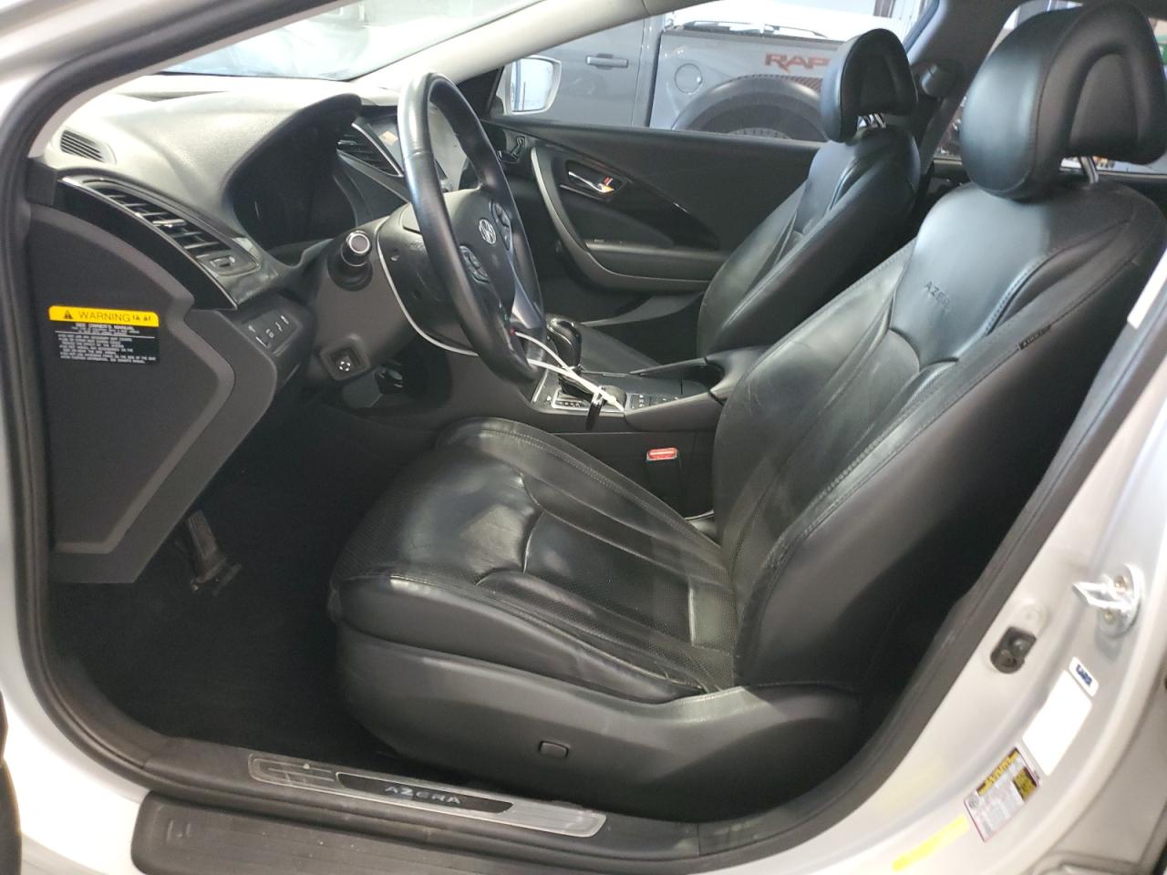 2016 Hyundai Azera Limited VIN: KMHFH4JG2GA550354 Lot: 69770345