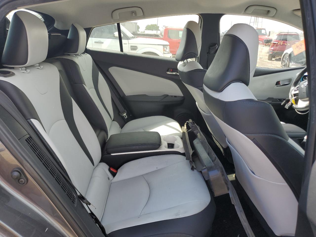 2017 Toyota Prius Prime VIN: JTDKARFP6H3042357 Lot: 69925975