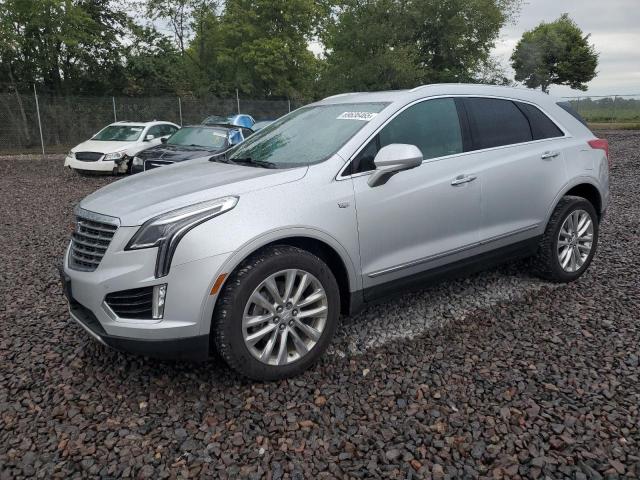  CADILLAC XT5 2018 Серебристый