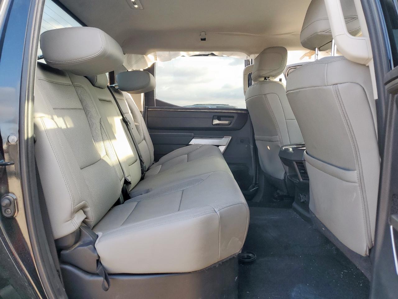 2022 Toyota Tundra Crewmax Sr VIN: 5TFLA5AB9NX011500 Lot: 67072315