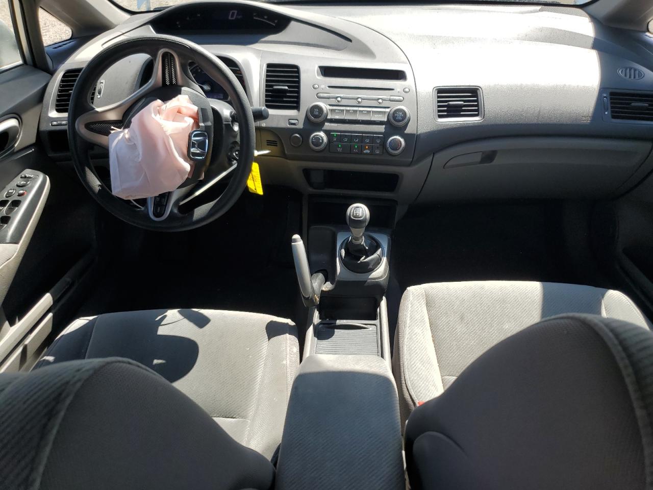 2009 Honda Civic Lx VIN: 19XFA155X9E016275 Lot: 67615365