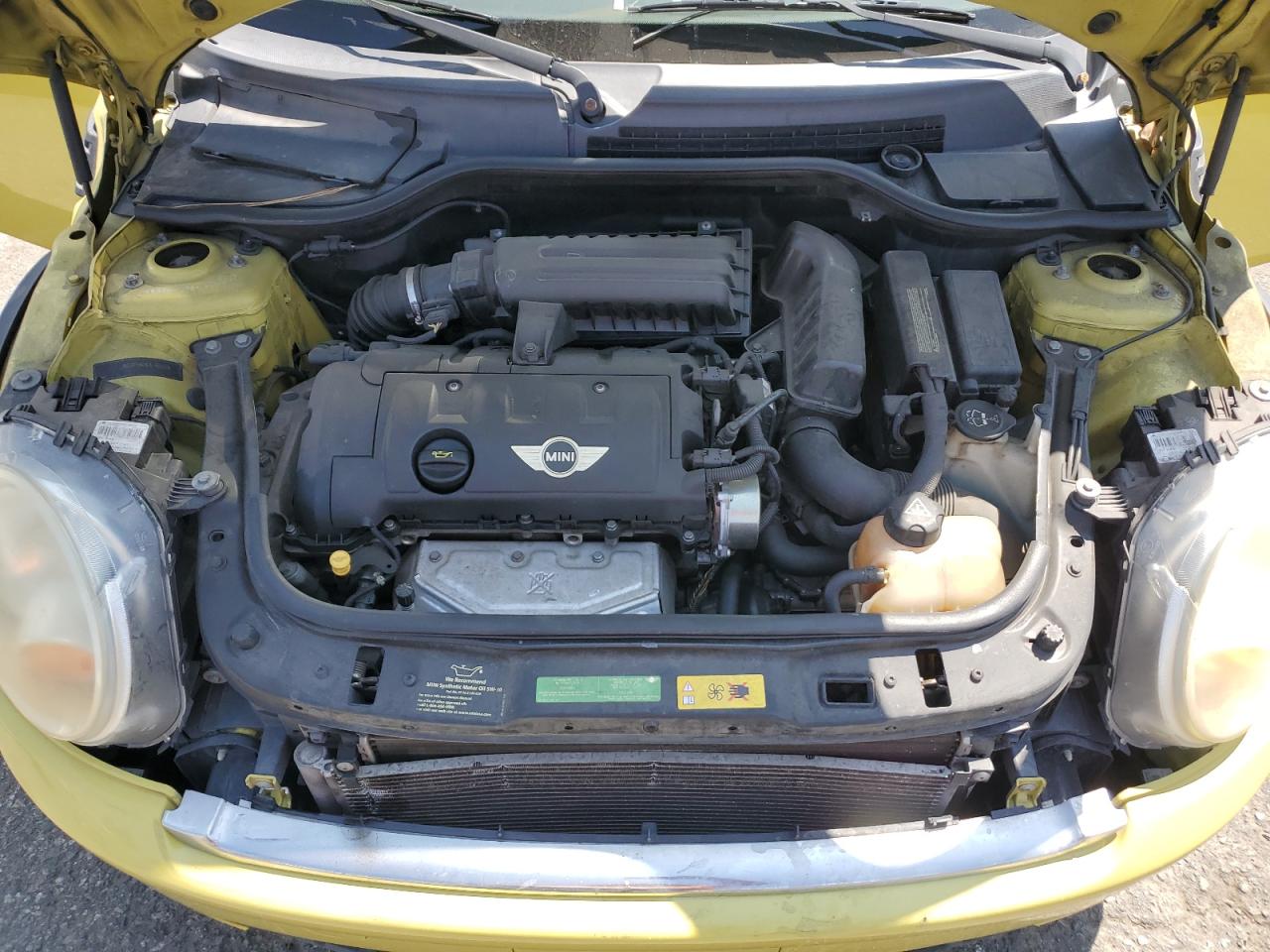 2010 Mini Cooper VIN: WMWMF3C58ATZ64612 Lot: 68123265