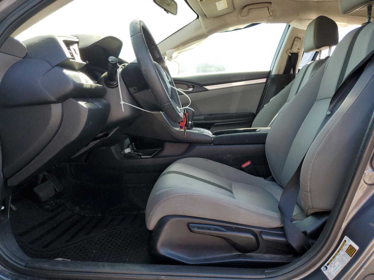 2018 Honda Civic Lx VIN: 2HGFC2F5XJH523329 Lot: 70704865